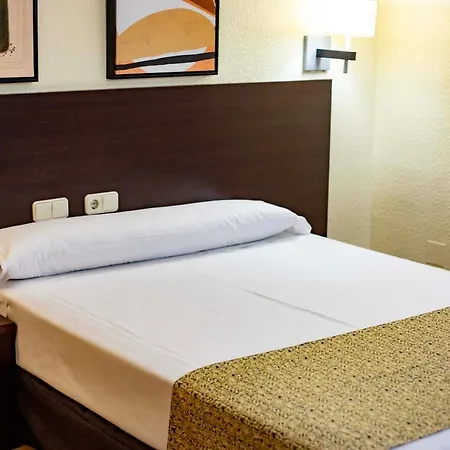 Hotel Tudanca-aranda Ii 2*