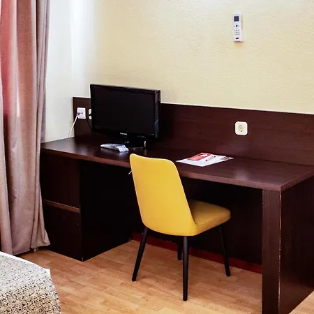 Tudanca-aranda Ii Hotel