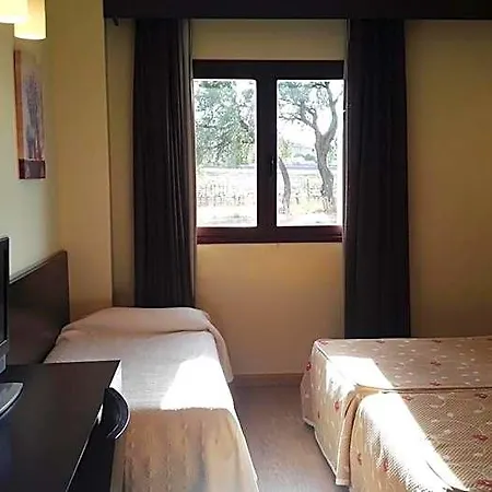 Tudanca-aranda Ii Hotel 2*
